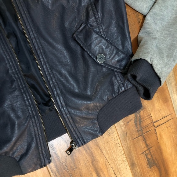 CI SONO | Pleather Jacket - Picture 7 of 7